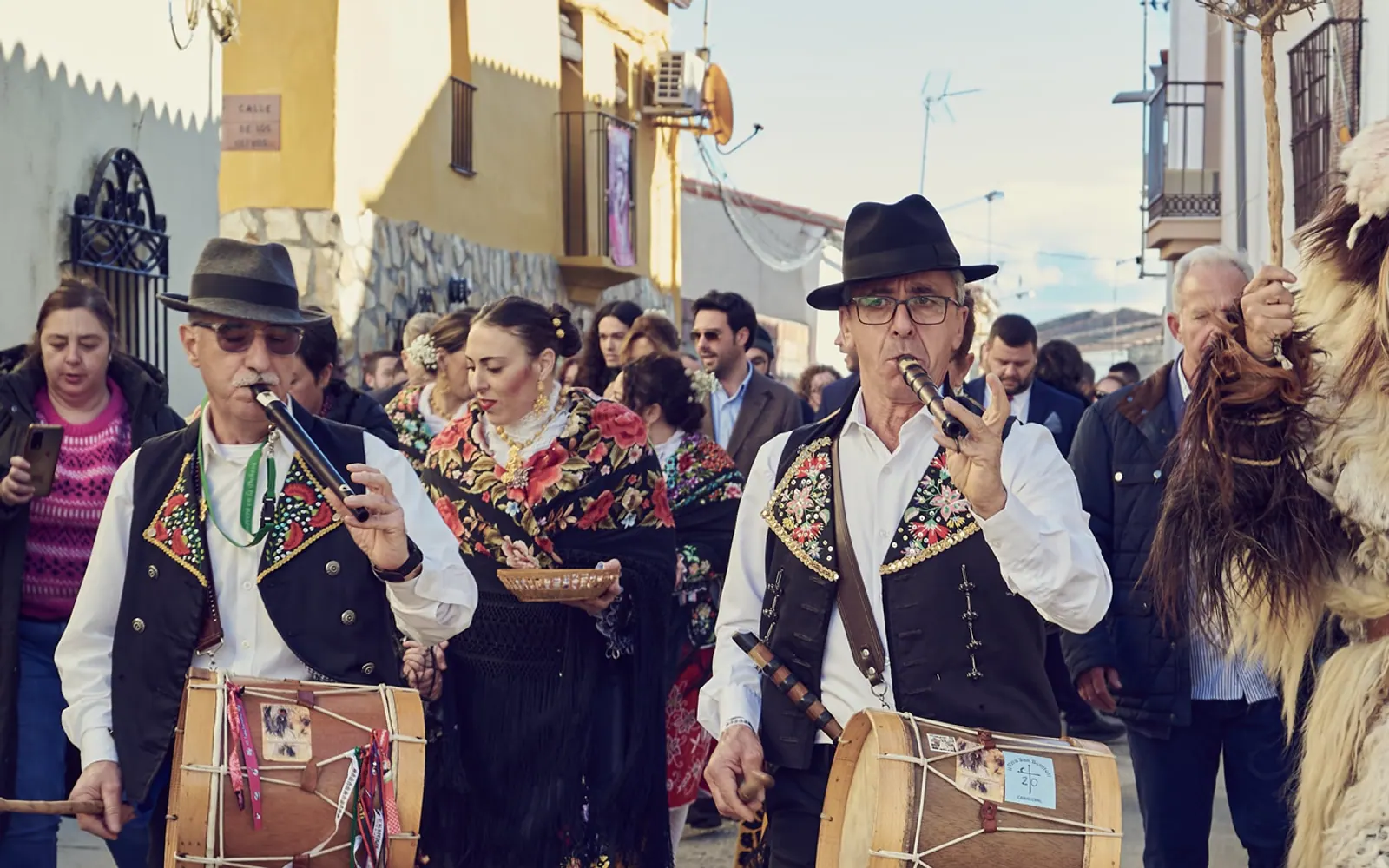 Las Carantoñas de Acehúche. Imagen externa: Turespaña / Spain.info.
