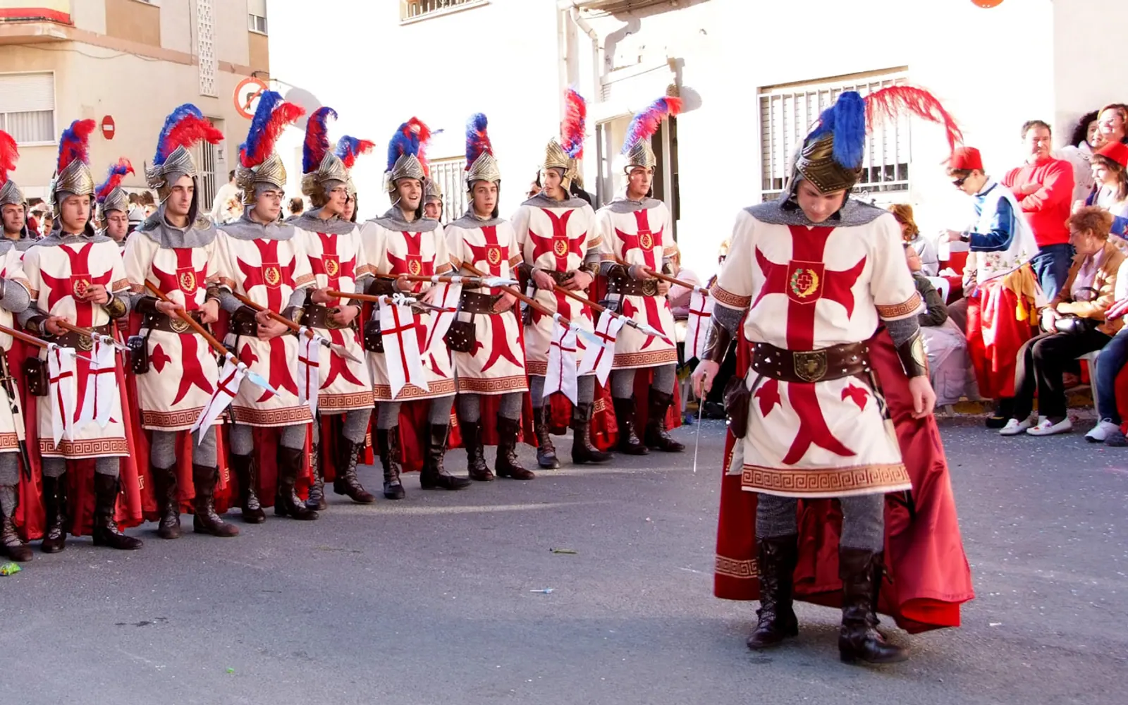 Fiesta de Moros y Cristianos en honor de San Jorge Mártir. Imagen externa: Turespaña / Spain.info.